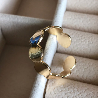 Δαχτυλίδι με χρώμα χρυσό